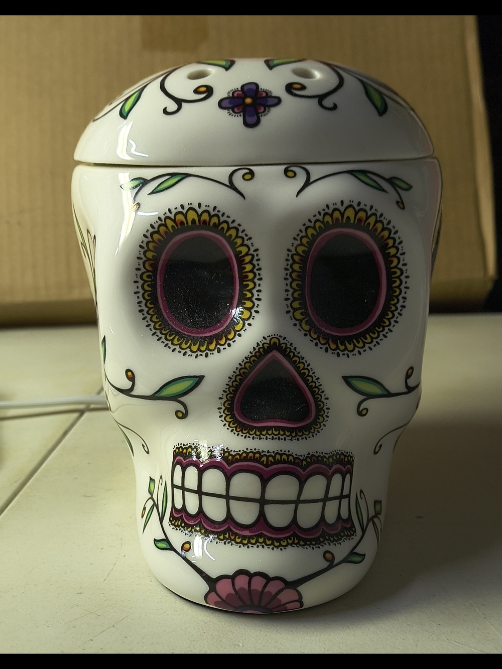 Scentsy White Sugar Skull Warmer with Pink and Green Accents
